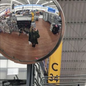 Meet your Posher, Iprettyas